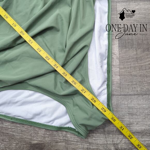 Eomenie Cross Front Cut Out One Piece Swimsuit Size L - Picture 5 of 6